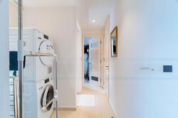 UE Square (D9), Apartment #609636841